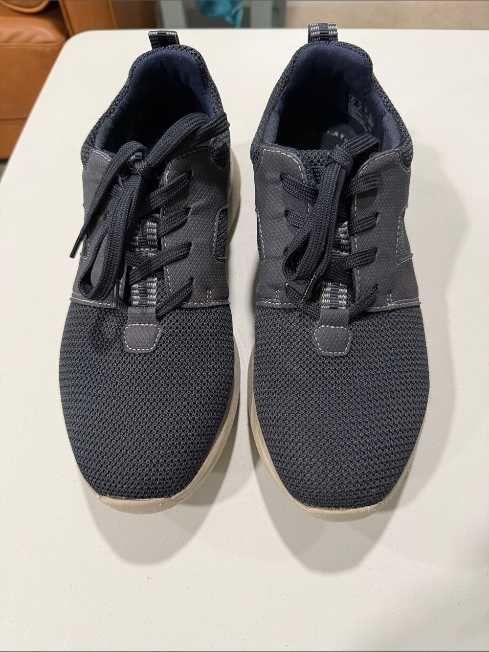Clarks Men's Navy Knit Lace-Up Sneakers with Cream Sole